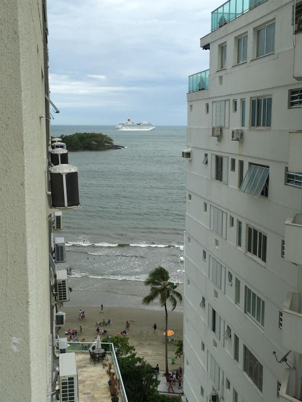 Luxo E Conforto A Beira Mar Em Apartamento